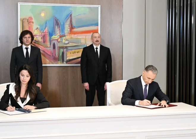 Bakı-Tbilisi-Qars dəmir yolunun modernləşdirmə işlərinin yekun protokolu təsdiqləndi