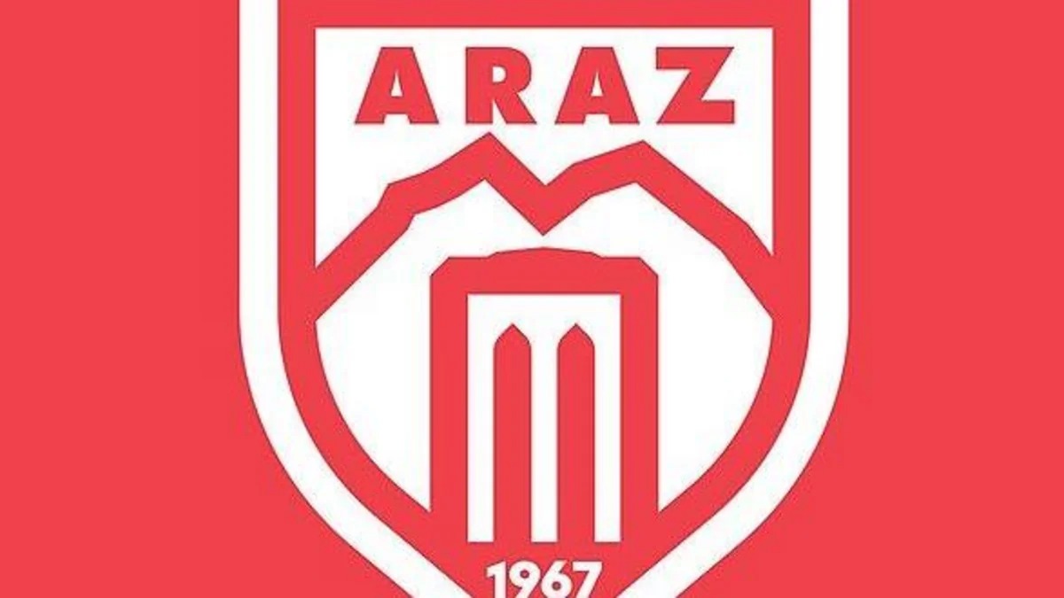 “Araz-Naxçıvan” baş məşqçisi Andrey Demçenko ilə yollarını ayırdığını açıqlayıb