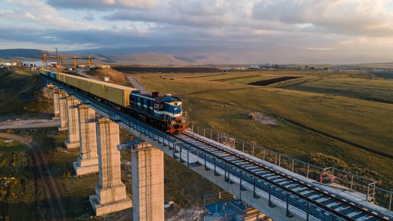 Bakı-Tbilisi-Qars dəmir yolunun rəsmi açılış mərasimi keçiriləcək