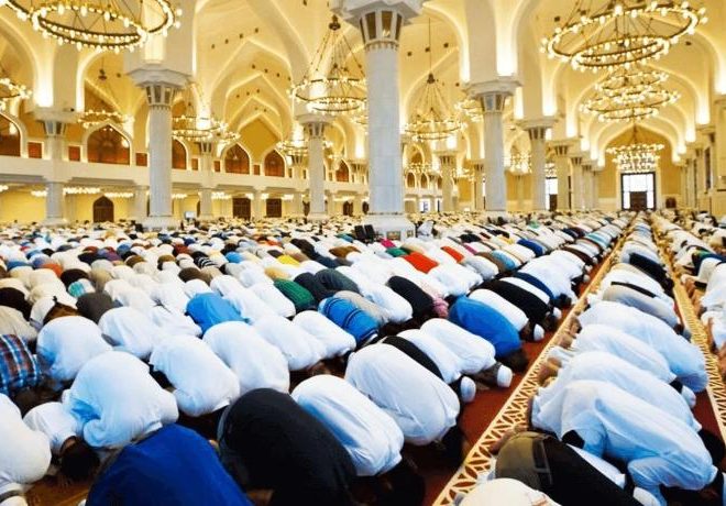 Bakıda bayram namazı qılınıb