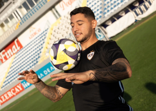 “Qarabağ” onunla müqavilə müddətini uzatdı