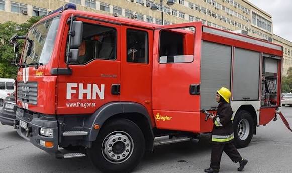 Yaşayış binasında yanğın baş verib