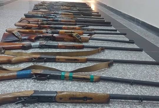 Həftəsonu vətəndaşlardan 3 avtomat, 10 tüfəng aşkarlanaraq götürülüb