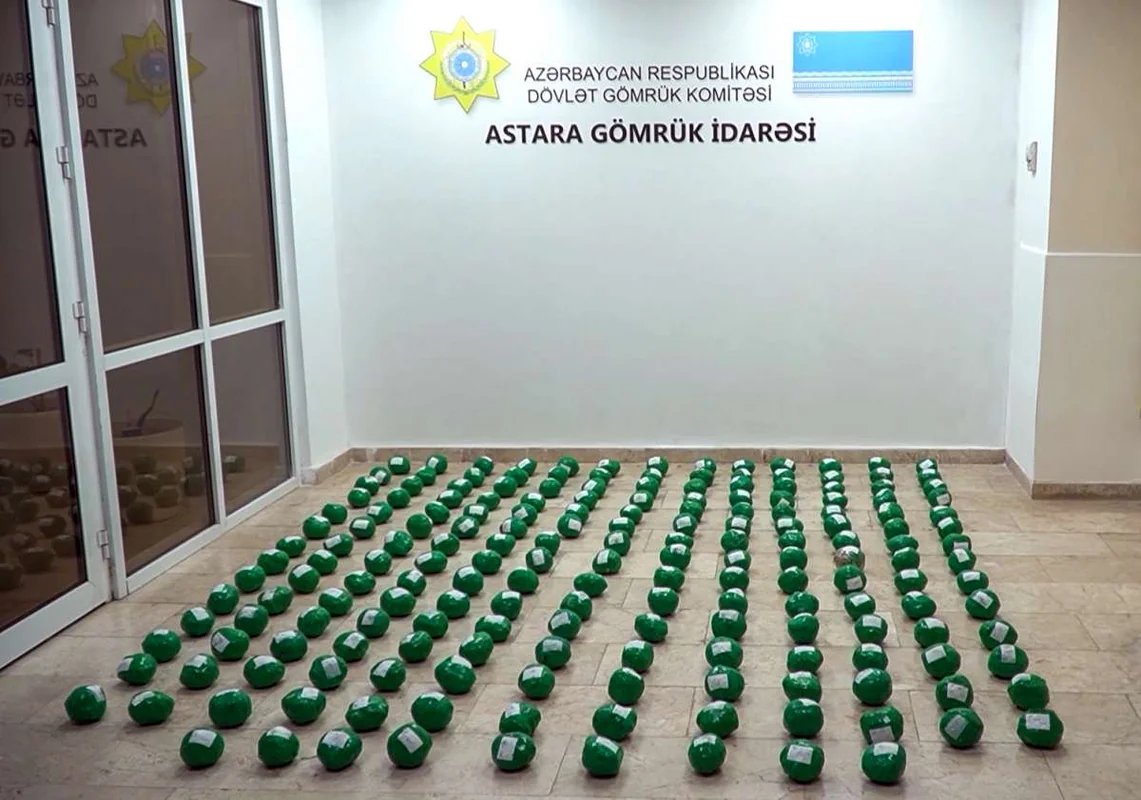 Kahının içərisində 22 kq marixuananı gizlədib daşıyanlar ifşa edildilər