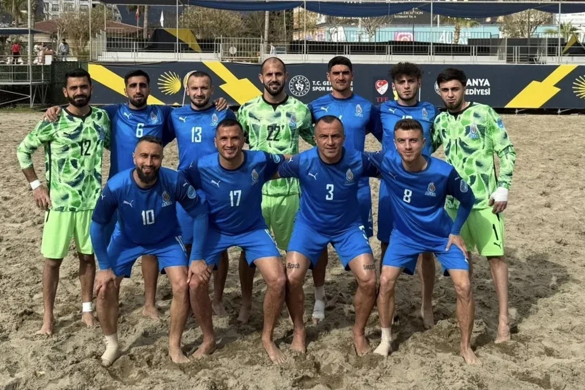 Azərbaycanın çimərlik futbolu millisi Gürcüstanı altı cavabsız qolla üstələyib