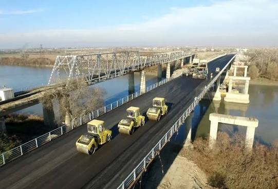 Qaradağ rayonunda 3 fərqli yol sahəsində yeni avtomobil körpüləri tikilir