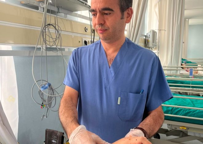 Bakıda qızın qopmuş qolu yerinə bərpa olundu