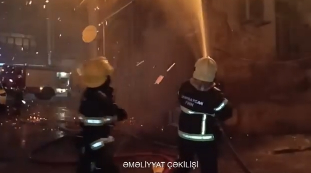Bakıda yaşayış evində yanğın olub