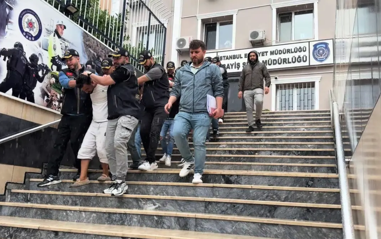 İstanbulda azərbaycanlını aldadıb 1,5 milyonluq qızılını əlindən aldılar