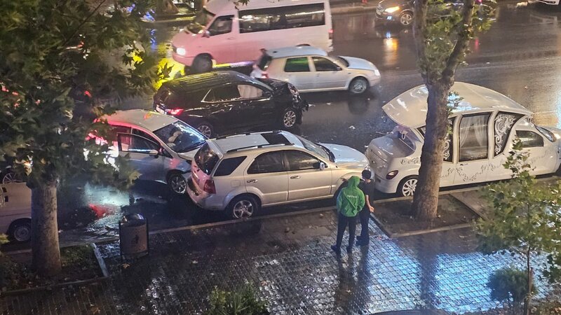 Gəncədə zəncirvari qəza baş verib