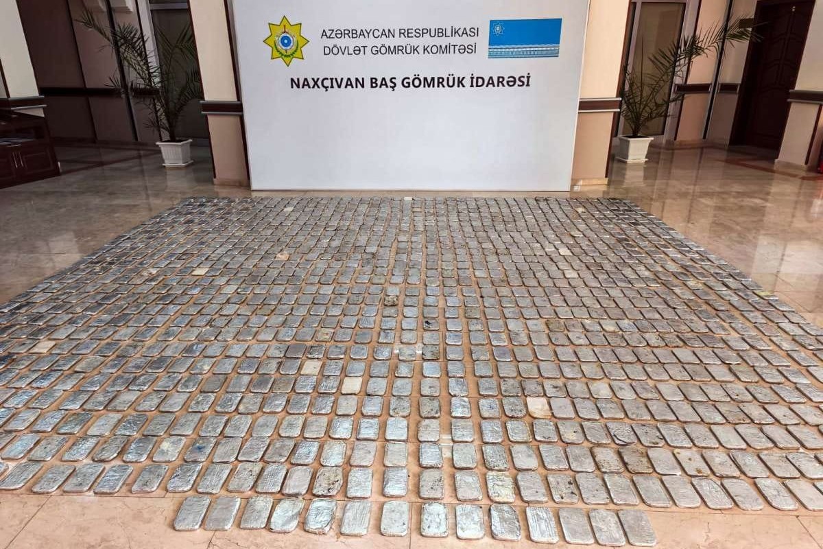 “Şahtaxtı” gömrük postunda 112 kiloqramdan artıq heroinin keçirilməsinin qarşısı alınıb