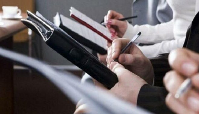 Jurnalist vəsiqəsi üçün 20 manatlıq rüsum ləğv edildi