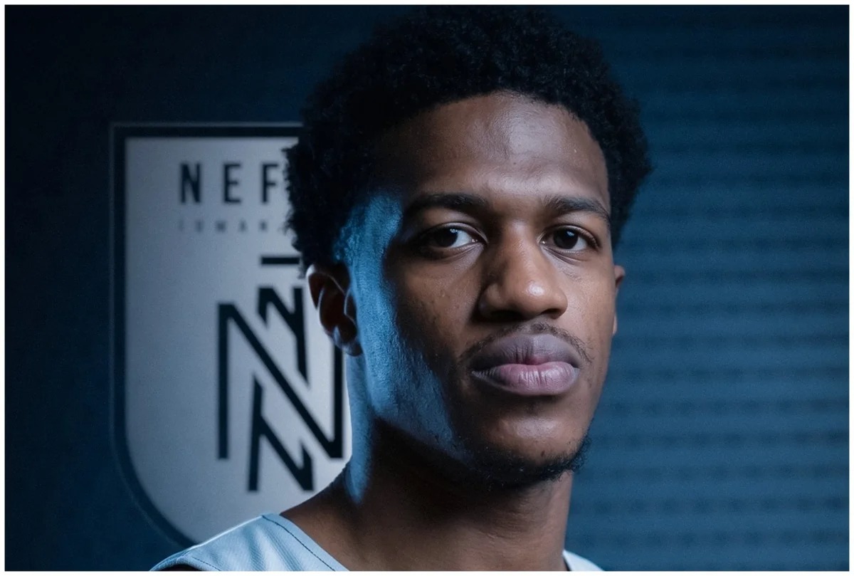 “Neftçi” amerikalı basketbolçu Robert Hovardı heyətinə cəlb edib