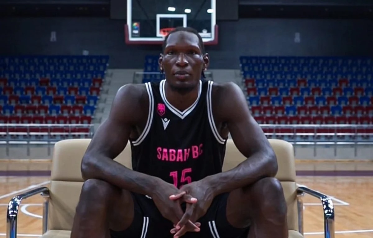 “Sabah” ABŞ-dən olan basketbolçu Kuinsi Ballardla müqavilə imzalayıb
