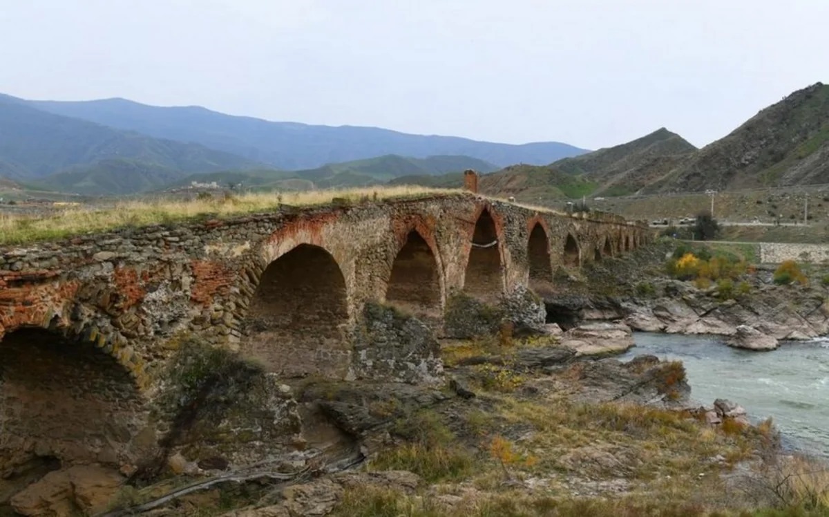 Cəbrayılda yeni dəmir yolu xətti çəkiləcək: 18 milyon manatlıq tender elan edildi
