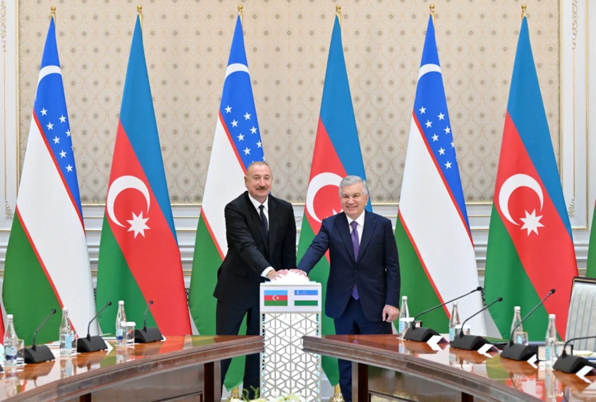 İlham Əliyev və Şavkat Mirziyoyev Azərbaycanın Özbəkistandakı layihələrin açılış və təməlqoyma mərasimində iştirak ediblər