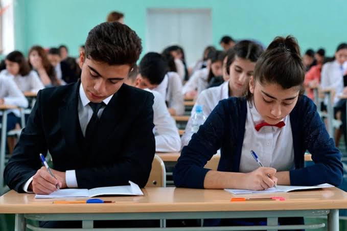 10-cu sinif şagirdləri üçün elektron yerdəyişmə prosesinə başlanılır