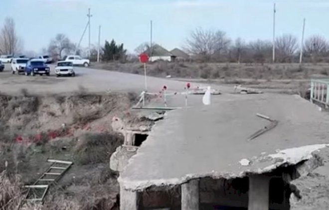 Körpüdən yıxılan müəllim öldü