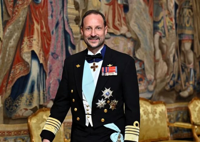 Vəliəhd şahzadə Hokon Norveçin yeni kralı oldu