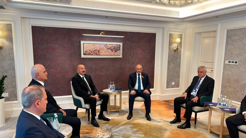 İlham Əliyevlə Nikol Paşinyan TRIPP-lə bağlı növbəti addımları müzakirə edib