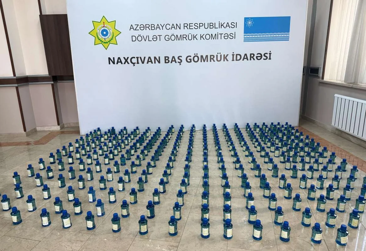 Alkoqolsuz içki adı ilə ölkəyə külli miqdarda psixotrop maddə keçirmək istədilər