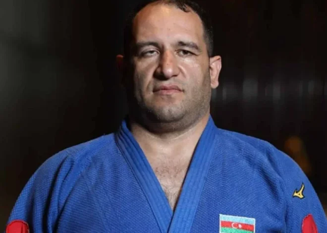 İlham Zəkiyev Avropa çempionatında finala vəsiqə qazanıb