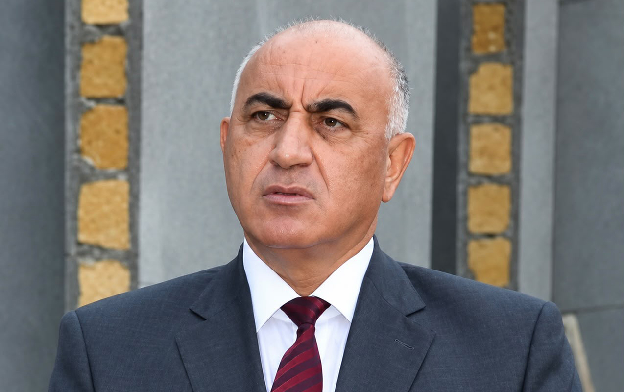 Həbsdə ölən sabiq icra başçısının binası – Satışa çıxarıldı