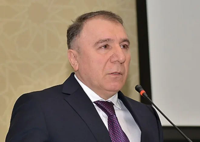 Prezident futbolçu İsgəndər Cavadovu fəxri diplomla təltif edib
