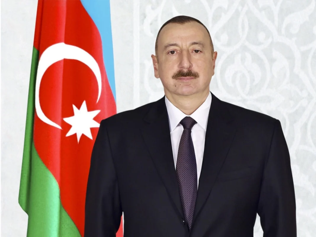 İlham Əliyev və Mehriban Əliyeva Anım Günü ilə əlaqədar Bakıdakı Zəfər parkında olublar