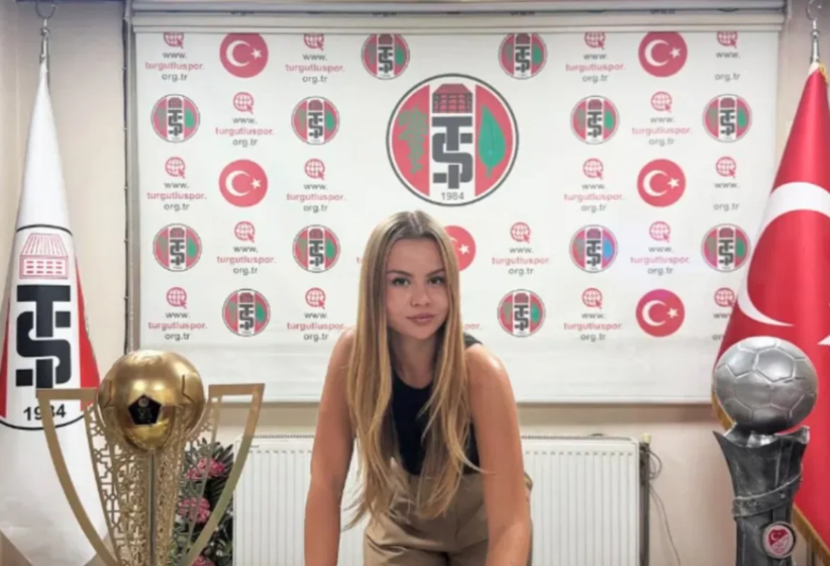 Türkiyədə 22 yaşlı qadın futbol klubunun baş məşqçisi oldu