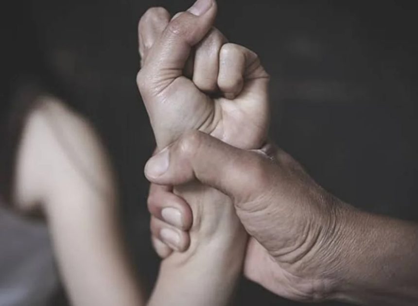 Bakıda evli kişi özündən 13 yaş kiçik qızı qaçırdı