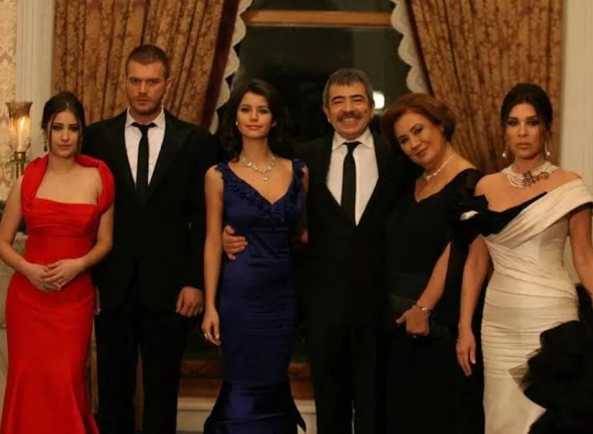 “Aşk-ı Memnu” serialının tanınmış aktirisası vəfat etdi
