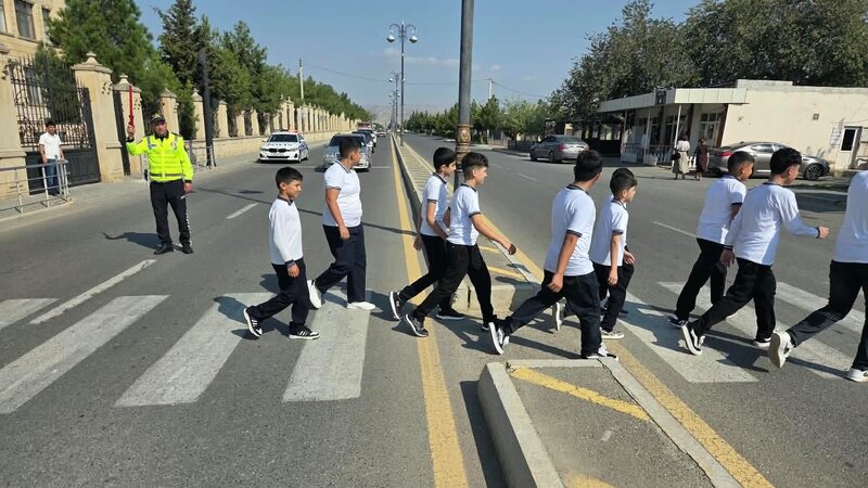 Hacıqabulda “Diqqət uşaqlar” devizi altında tədbir keçirildi
