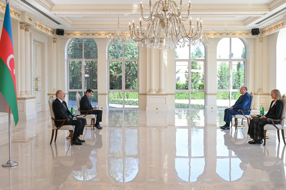 Prezident Estoniyanın ölkəmizə yeni təyin olunmuş səfirini qəbul edib