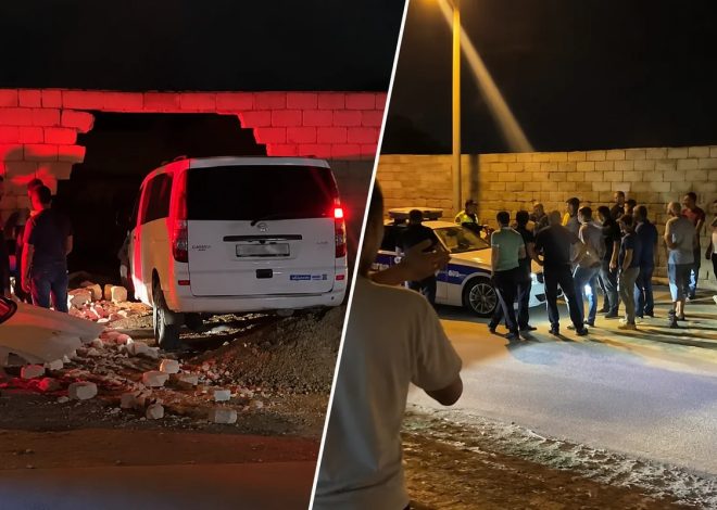 Bakıda mikroavtobus divara çırpıldı