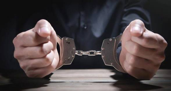 Rusiyada 12 il əvvəl törədilən dəhşətli cinayət: Prokuror ağır cəza istədi