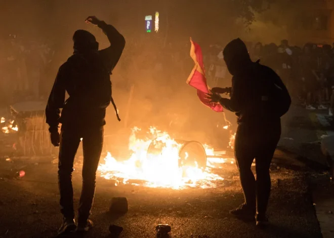 Barselonada kütləvi iğtişaşlar: 100-ə yaxın şəxs saxlanıldı, polislər yaralandı