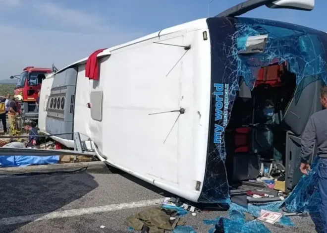 Türkiyədə dəhşətli qəza: 11 nəfər həlak oldu, 27 yaralı var