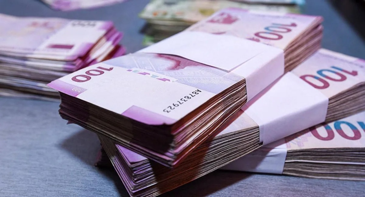 Sosial şəbəkədə adını çəkdi, 7000 manat cərimələndi
