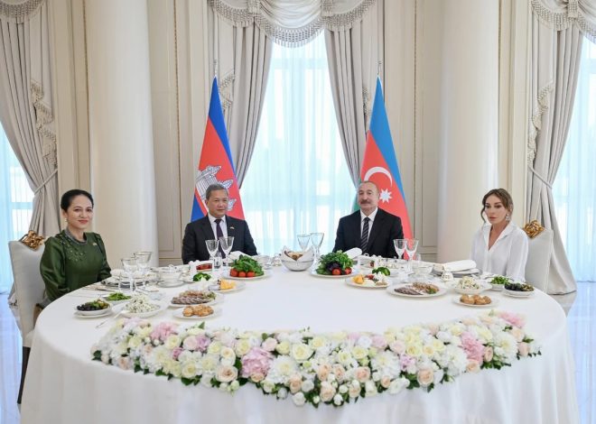 İlham Əliyevin adından Kamboca baş nazirinin şərəfinə rəsmi nahar verilib