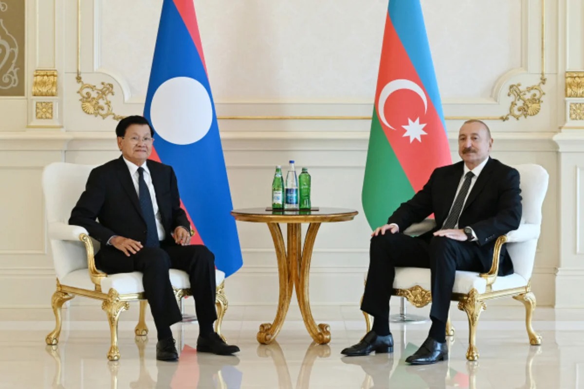 İlham Əliyevin Laos prezidenti ilə təkbətək görüşü olub