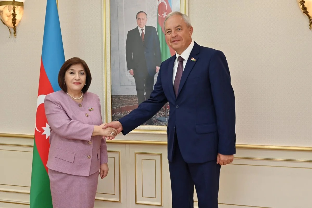Milli Məclisin sədri Belarus Milli Assambleyası Nümayəndələr Palatasının sədri ilə görüşüb