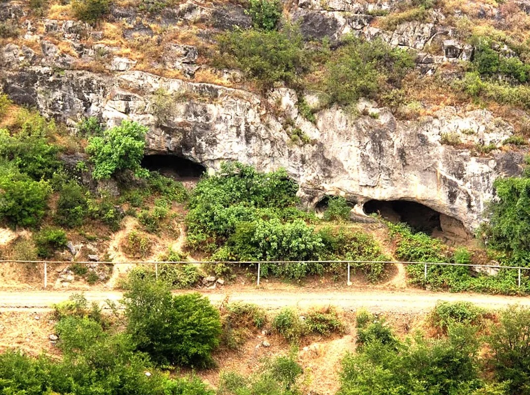 Azərbaycanda “Azıx-Tağlar Arxeoloji Parkı” Dövlət Qoruğu yaradılıb