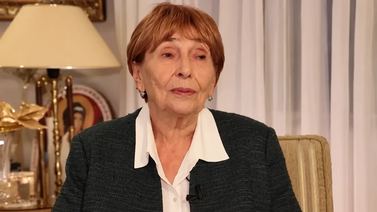 Serbiyanın hakim partiyası Vuçiçin anasına hücum edildiyini bildirib