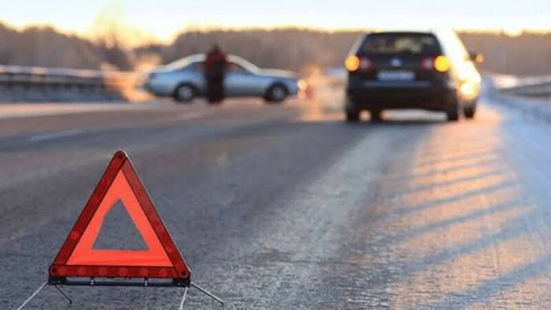 Minik avtomobili aşdı – Sürücü xəsarət aldı
