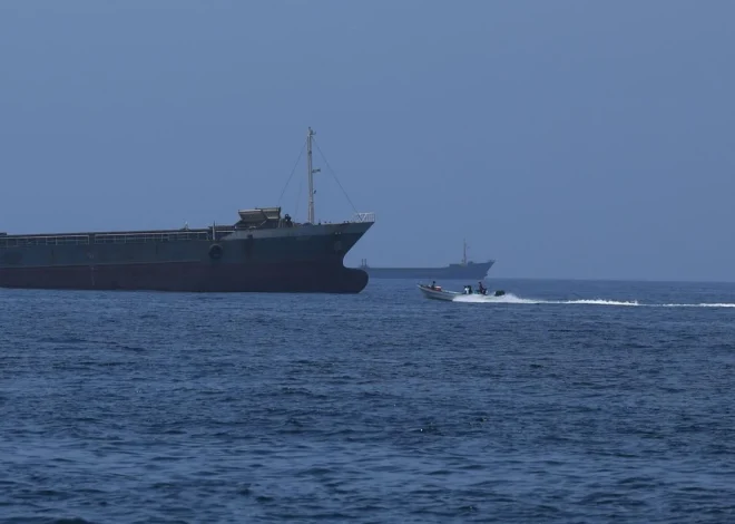 Səudiyyə Ərəbistanı sahillərində naməlum mərmi ilə tanker vurulub